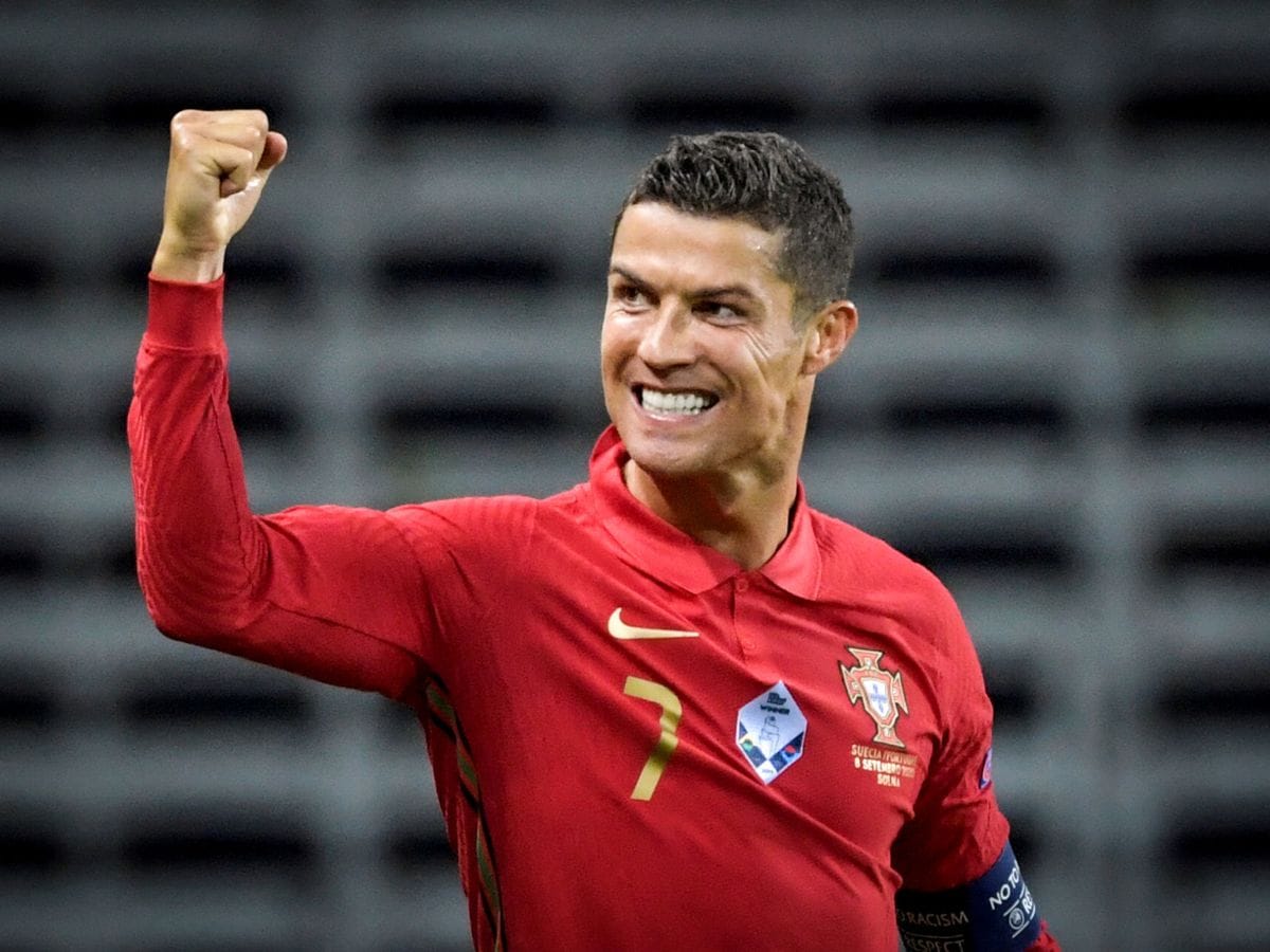 CRISTIANO RONALDO